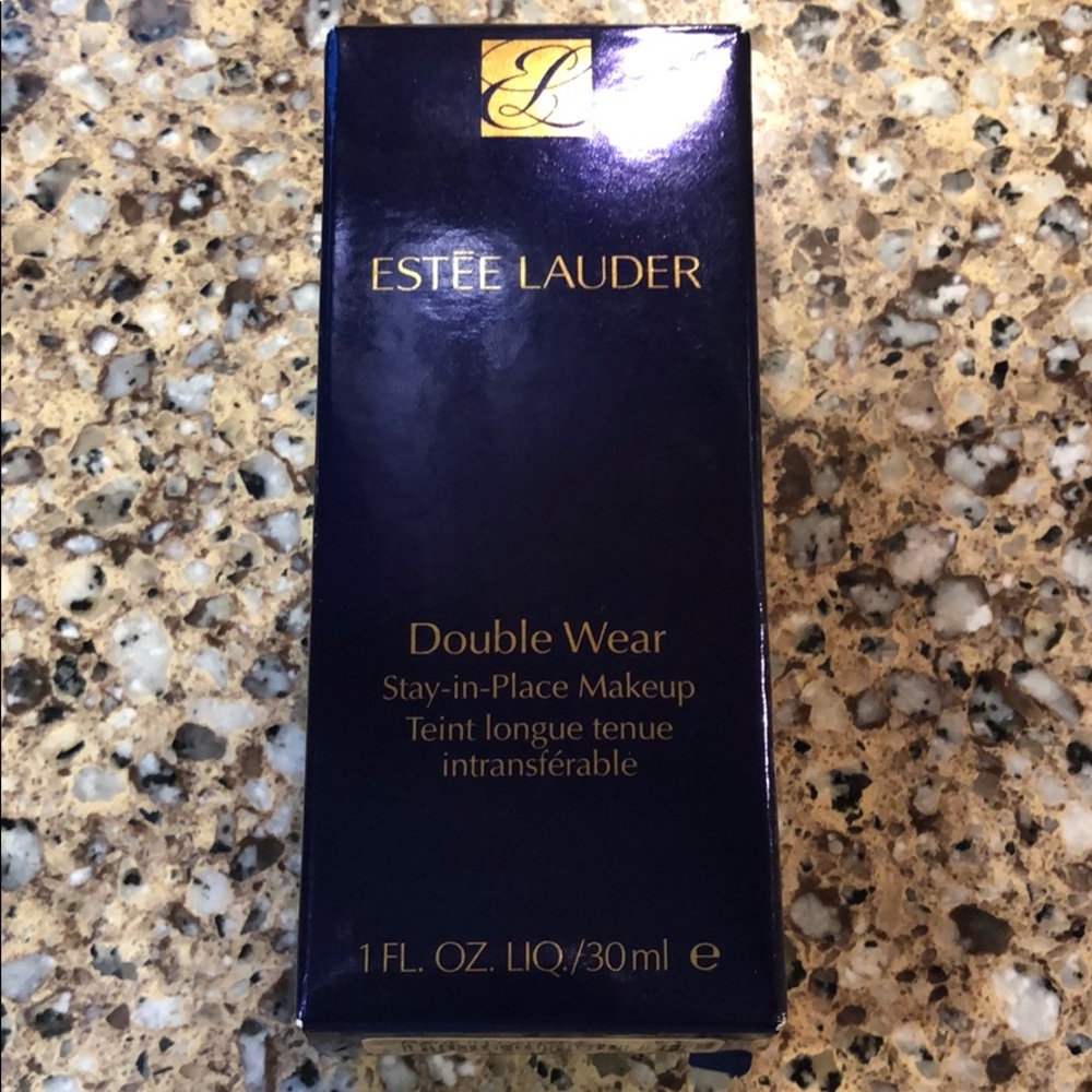 Estée Lauder Double Wear Foundation